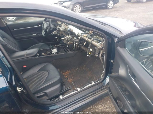 2020 TOYOTA CAMRY 4T1G11AK4LU974526 Photo 4