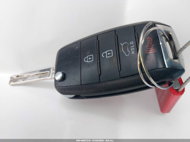 5XYKT3A62FG654506 KIA SORENTO LX