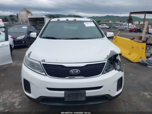 5XYKT3A62FG654506 KIA SORENTO LX