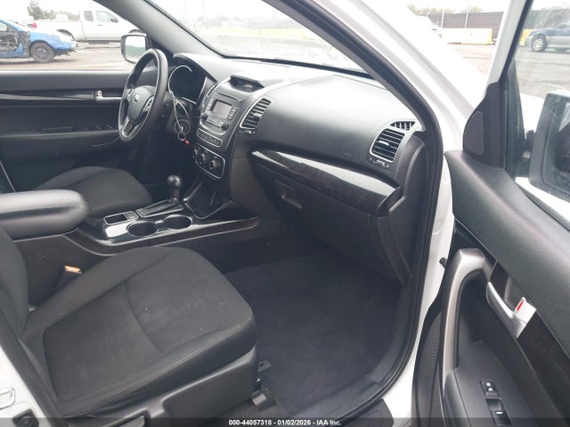5XYKT3A62FG654506 KIA SORENTO LX