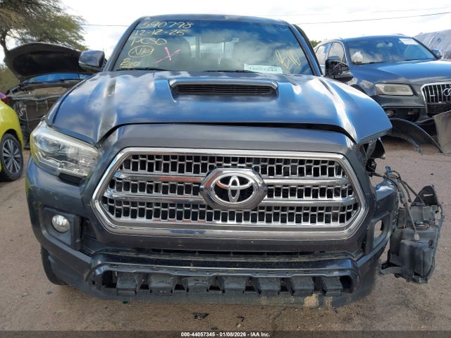 Toyota Tacoma 2017 3TMAZ5CN6HM045936 Image 11