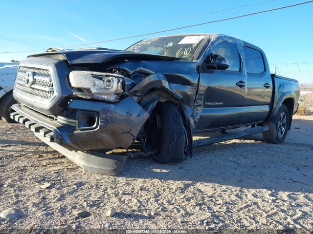Toyota Tacoma 2017 3TMAZ5CN6HM045936 Image 2