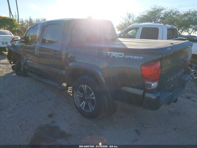 Toyota Tacoma 2017 3TMAZ5CN6HM045936 Image 3