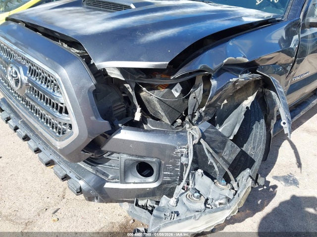 Toyota Tacoma 2017 3TMAZ5CN6HM045936 Image 6