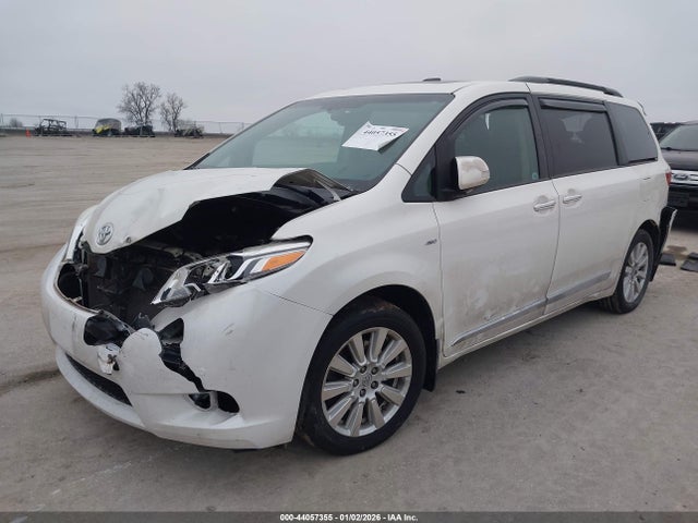 5TDDZ3DC3HS161688 Toyota Sienna Limited Premium 7 Passenger