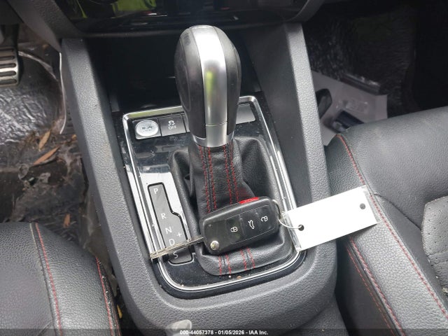 3VW4T7AJ6HM296382 Volkswagen JETTA GLI