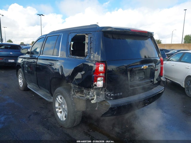 1GNSKBKC8HR200354 Chevrolet Tahoe Lt