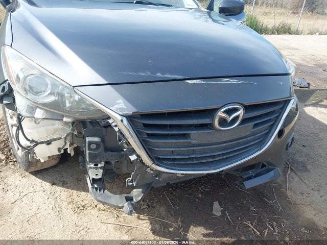 3MZBM1V77FM158671 Mazda Mazda3 I Touring
