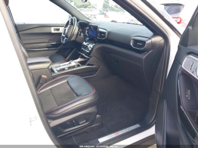 2022 FORD EXPLORER 1FMSK7KHXNGA92985 Photo 4