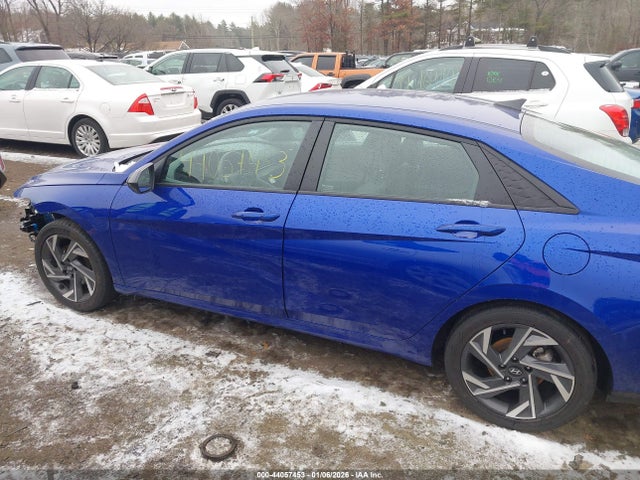 2025 Hyundai Elantra Sel Sport მანქანა იყიდება აუქციონზე, vin: KMHLM4DG4SU958873, აუქციონის ნომერი: 44057453
