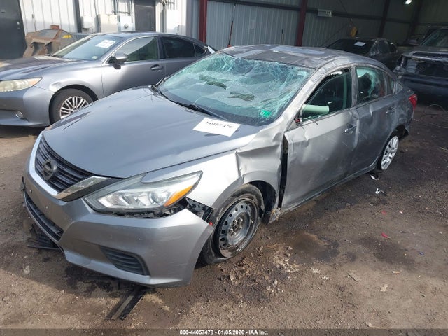2017 Nissan Altima 2.5 S მანქანა იყიდება აუქციონზე, vin: 1N4AL3AP7HN365191, აუქციონის ნომერი: 44057478