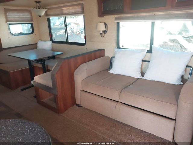 44057491 :رقم المزاد ، 5ZT2LCXB0CB002573 vin ، 2012 Lacrosse Luxury Lite مزاد بيع