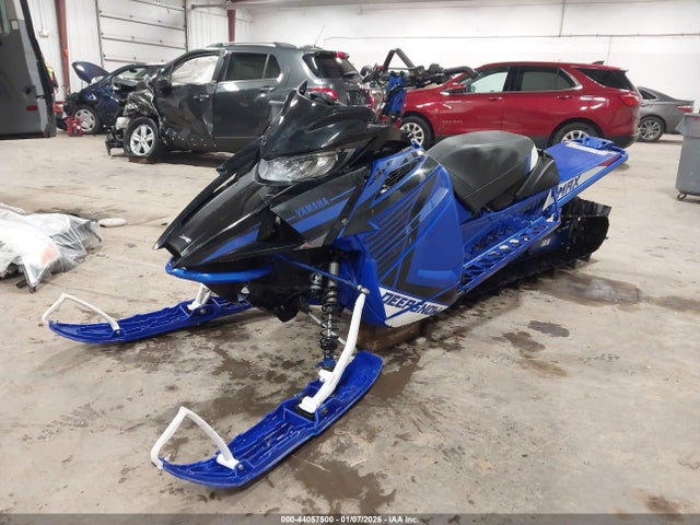 44057500 :رقم المزاد ، 4UF8S2JH6RT102288 vin ، 2024 Yama Mountain Max 800 165 مزاد بيع
