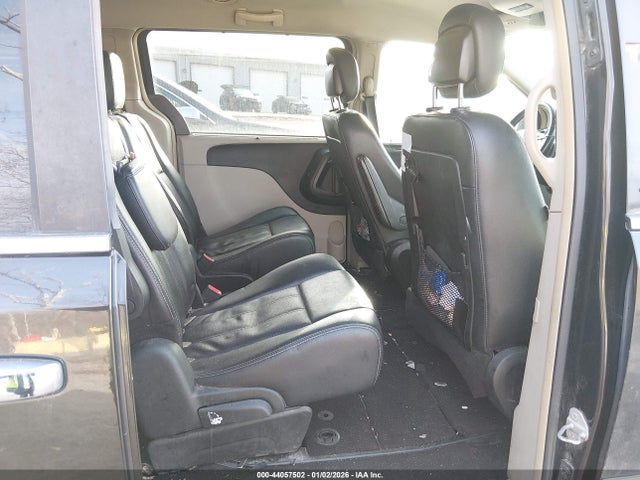 2014 Chrysler Town & Country Touring-l მანქანა იყიდება აუქციონზე, vin: 2C4RC1CG7ER364622, აუქციონის ნომერი: 44057502