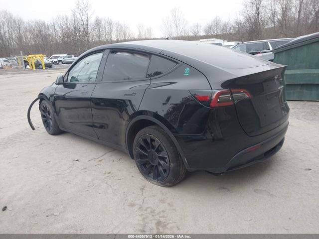 2022 TESLA MODEL Y 7SAYGDEE1NA007512 Photo 2