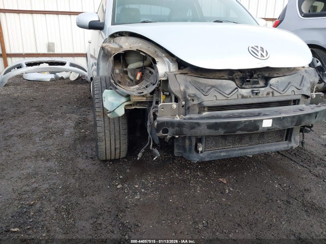 Aukcja sprzedaży 2007 Volkswagen New Beetle 2.5, vin: 3VWEW31CX7M521469, numer aukcji: 44057515