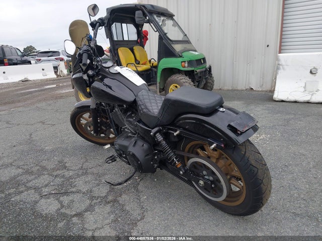 2016 HARLEY-DAVIDSON FXDLS 1HD1GS822GC328240 Photo 2