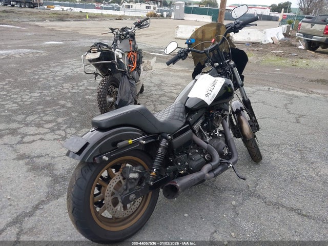 2016 HARLEY-DAVIDSON FXDLS 1HD1GS822GC328240 Photo 3