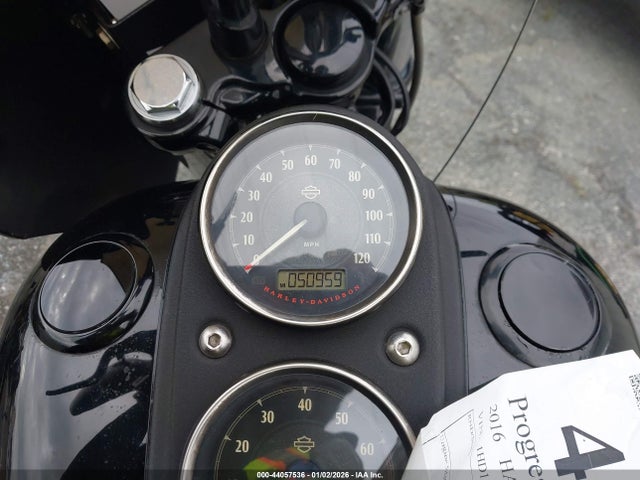 2016 HARLEY-DAVIDSON FXDLS 1HD1GS822GC328240 Photo 6