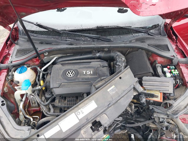 1VWDT7A30HC007788 Volkswagen Passat 1.8t R-line