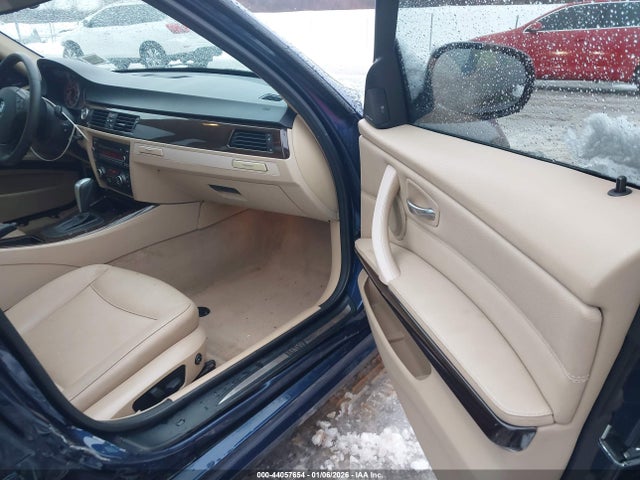 2011 BMW 328I WBAPK5C53BA994683 Photo 4