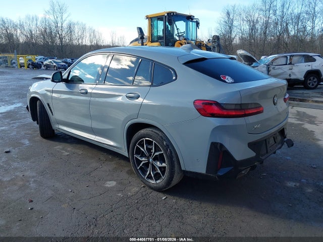 2025 BMW X4 5UX33DT0XS9Z61810 Photo 2