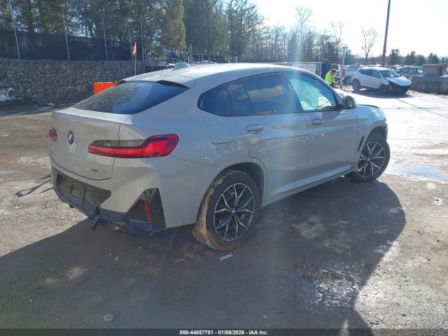 2025 BMW X4 5UX33DT0XS9Z61810 Photo 3