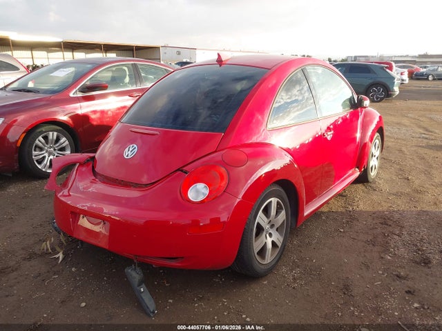 44057706 :رقم المزاد ، 3VWRG31C46M404371 vin ، 2006 Volkswagen New Beetle 2.5 مزاد بيع