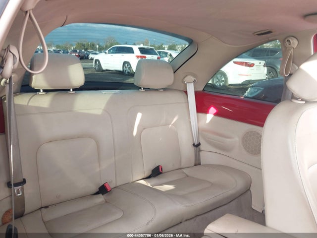44057706 :رقم المزاد ، 3VWRG31C46M404371 vin ، 2006 Volkswagen New Beetle 2.5 مزاد بيع