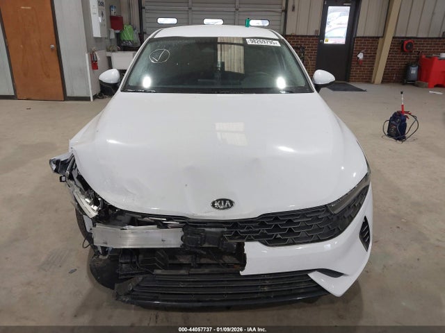 2021 Kia K5 Lx მანქანა იყიდება აუქციონზე, vin: 5XXG24J22MG069082, აუქციონის ნომერი: 44057737
