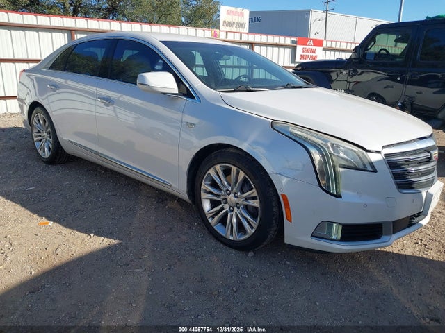 2018 CADILLAC XTS 2G61M5S32J9167712 Photo 0