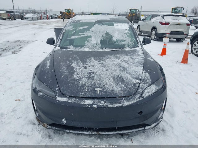 Продажа на аукционе авто 2024 Tesla Model 3 Performance All-wheel Drive, vin: 5YJ3E1ET7RF881365, номер лота: 44057797