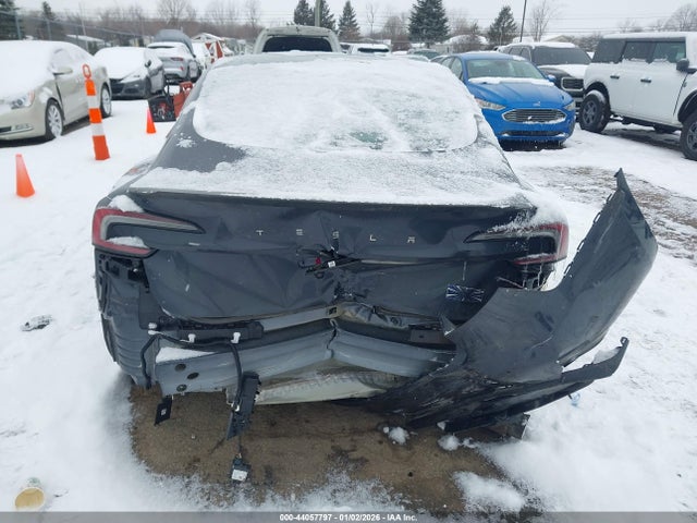 Продажа на аукционе авто 2024 Tesla Model 3 Performance All-wheel Drive, vin: 5YJ3E1ET7RF881365, номер лота: 44057797