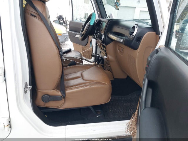 2014 JEEP WRANGLER UNLIMITED 1C4HJWFG9EL102135 Photo 4