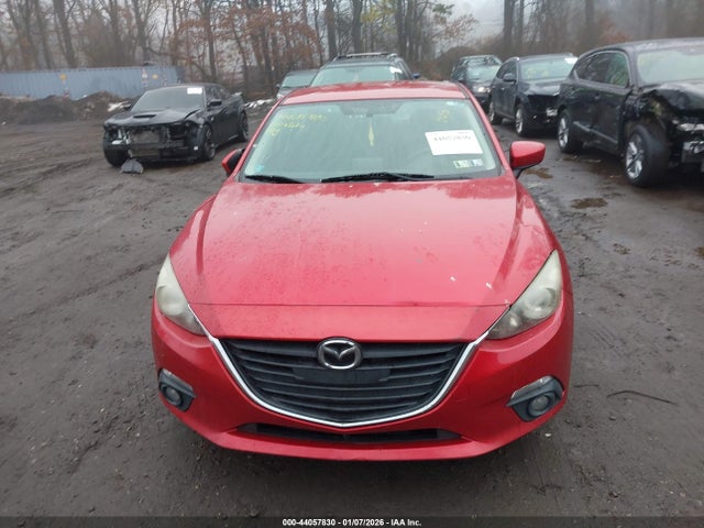 Продажа на аукционе авто 2015 Mazda Mazda3, vin: JM1BM1V77F1220232, номер лота: 44057830