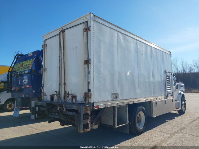 Freightliner M2 106 Medium Duty 2016 1FVACWDU3GHHD9342 Image 4