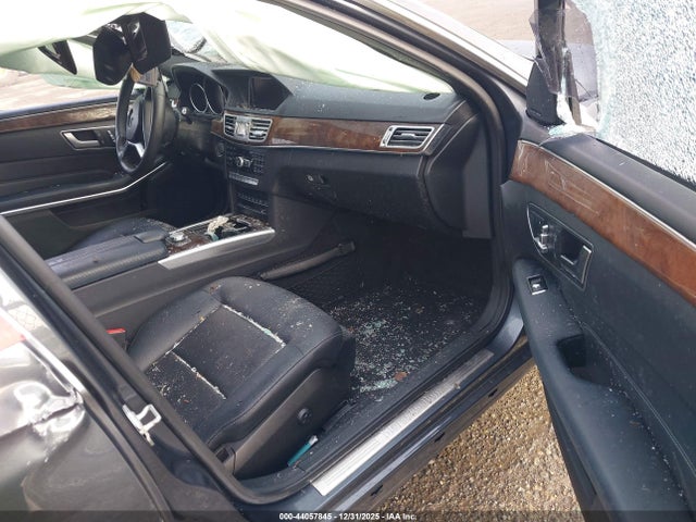 2014 MERCEDES-BENZ E 350 WDDHF5KB7EB054765 Photo 4
