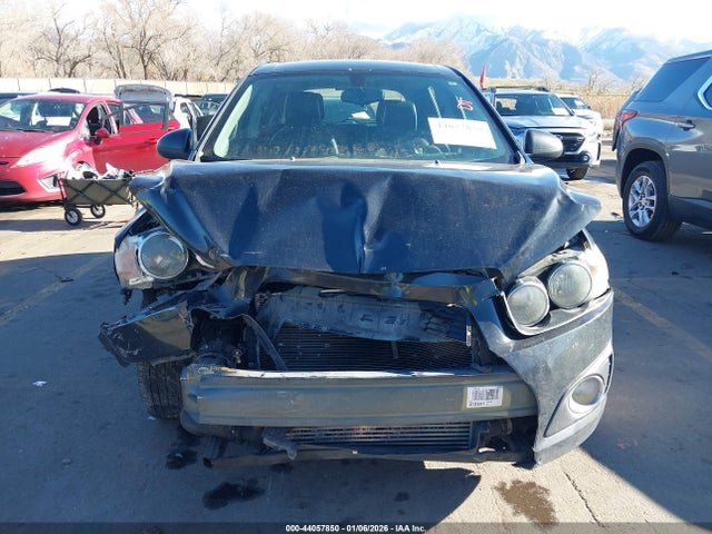 1G1JE6SB8E4218557 Chevrolet Sonic Ltz Auto