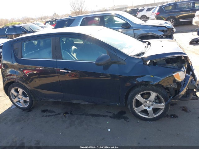1G1JE6SB8E4218557 Chevrolet Sonic Ltz Auto