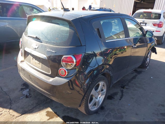 1G1JE6SB8E4218557 Chevrolet Sonic Ltz Auto