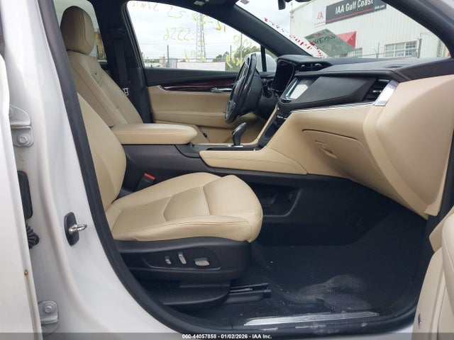 1GYKNCRS4JZ203366 Cadillac XT5 LUXURY
