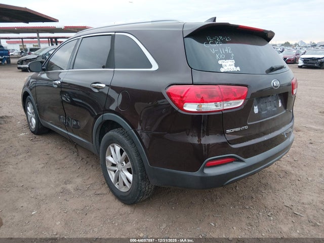 5XYPG4A57GG011142 KIA Sorento 3.3l Lx