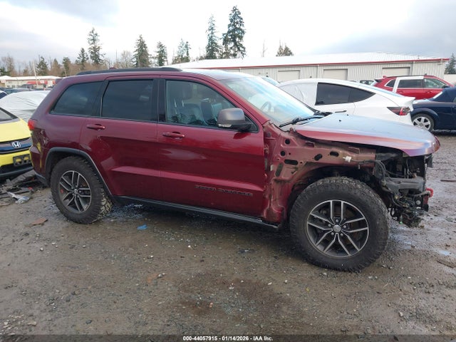 1C4RJFLG9HC951582 Jeep Grand Cherokee Trailhawk 4x4