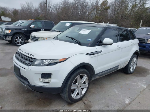 Land Rover Range Rover Evoque Pure 2014 SALVR2BG4EH891073 Image 2