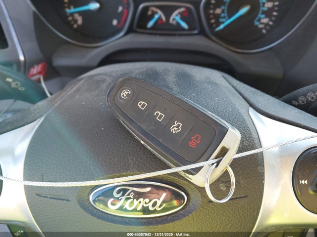 1FMCU9J96EUC30270 Ford Escape Titanium