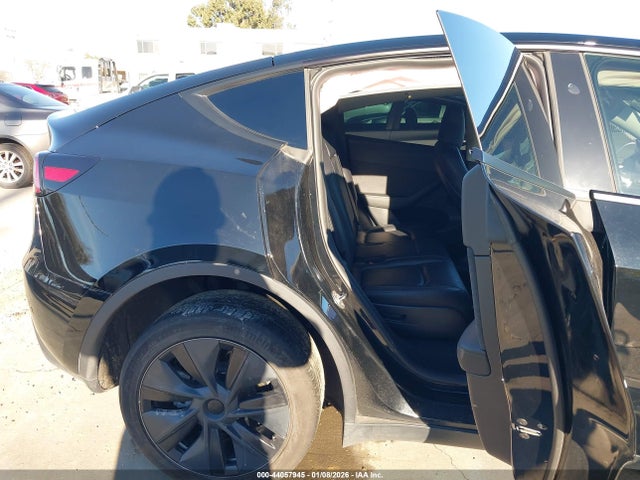 2024 TESLA MODEL Y 7SAYGAEE4RF180691 Photo 7