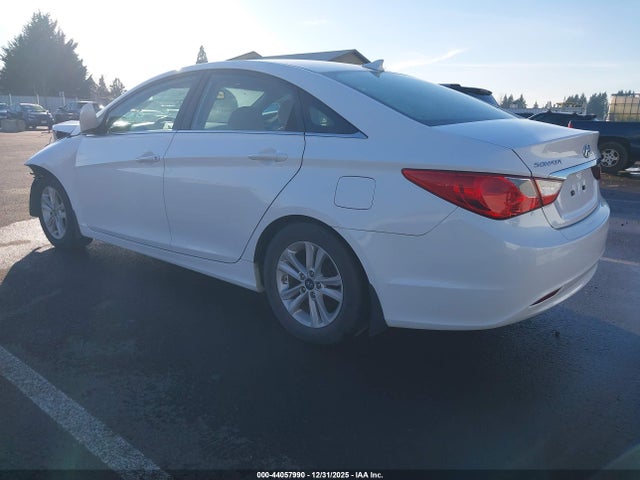 2013 HYUNDAI SONATA 5NPEB4AC1DH503707 Photo 2