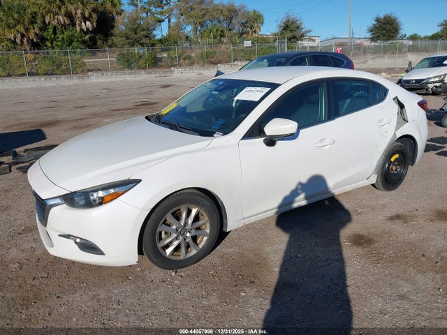 Продаж на аукціоні авто 2018 Mazda Mazda3 Sport, vin: 3MZBN1U7XJM208695, номер лоту: 44057998