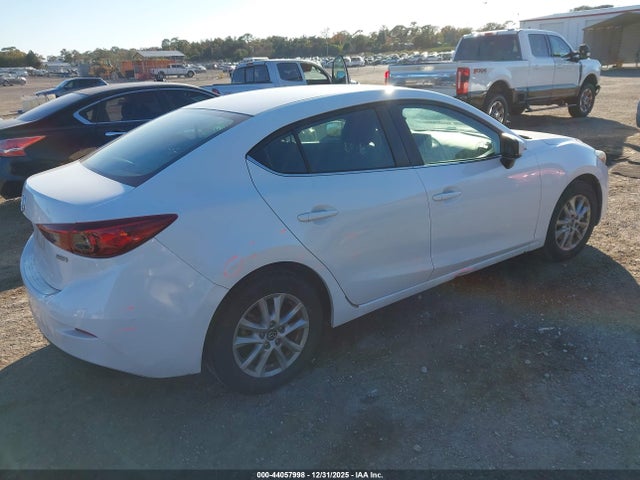 Продаж на аукціоні авто 2018 Mazda Mazda3 Sport, vin: 3MZBN1U7XJM208695, номер лоту: 44057998