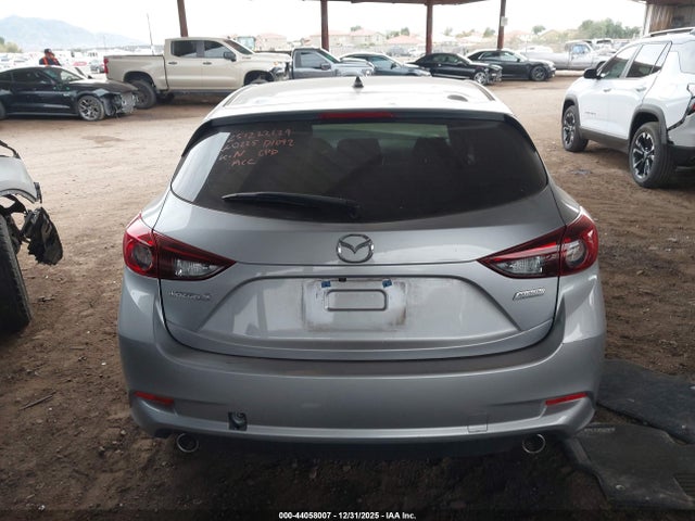 Mazda Mazda3 Sport 2018 3MZBN1K76JM200225 Image 16